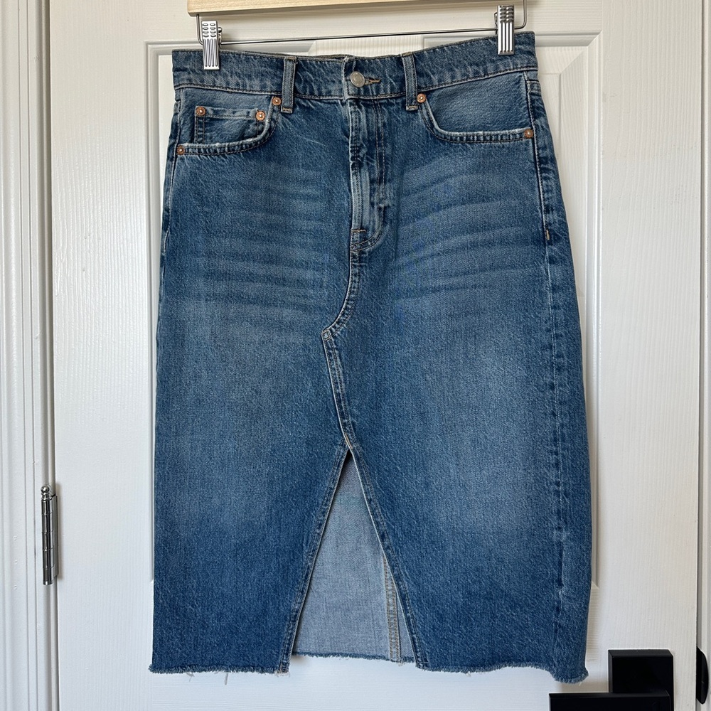 FREE PEOPLE Denim Skirt with Front Slit - Size 6